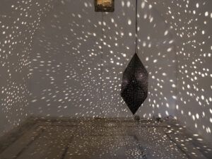 Slow Arc Inside a Cube XIII (single aperiodic), 2022